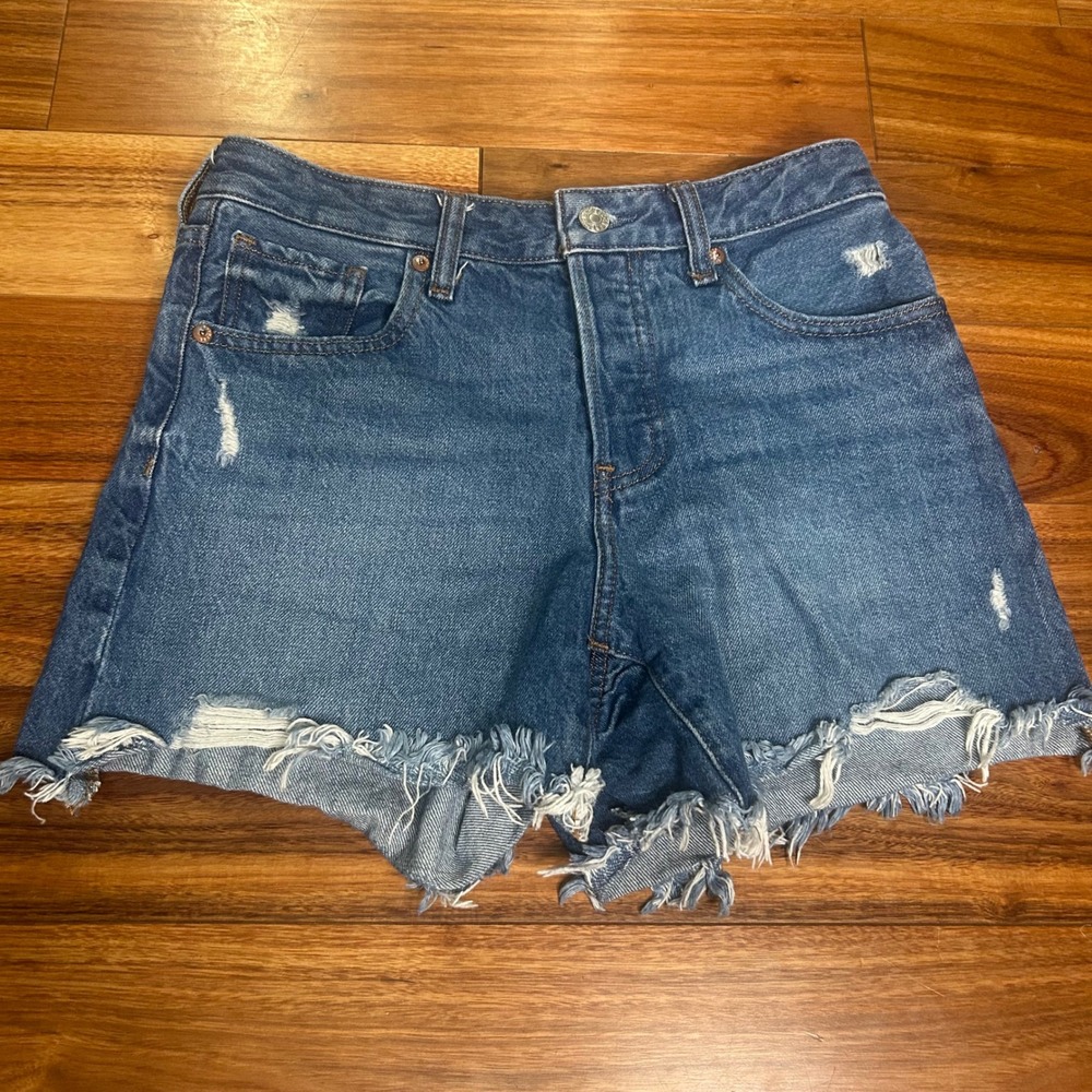 Express Denim Shorts Boyfriend Midi Mid‎ Rise Distressed Frayed Hem Size 0